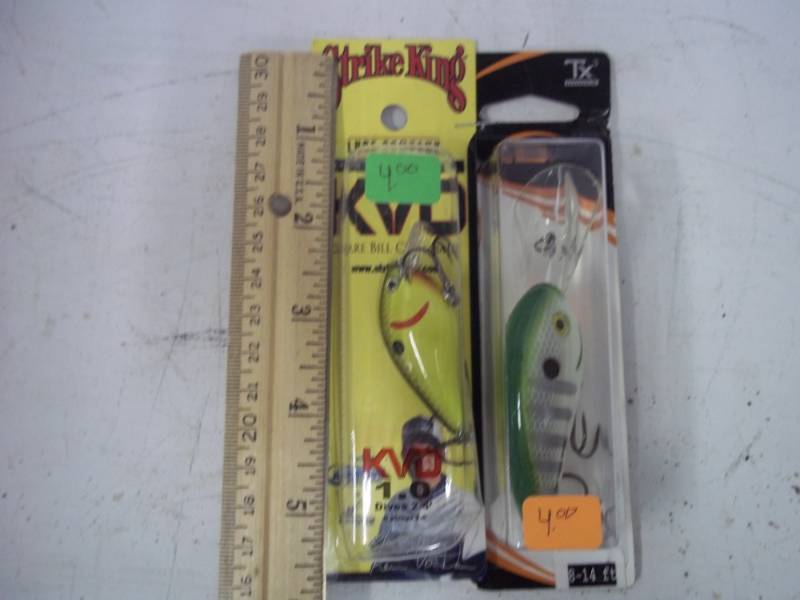 lot 148 image: Pair of NEW Fishing Lures