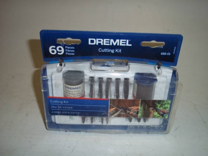 lot 232 image: Dremel Cutting Kit
