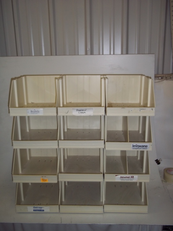 lot 238 image: Stacking parts bins