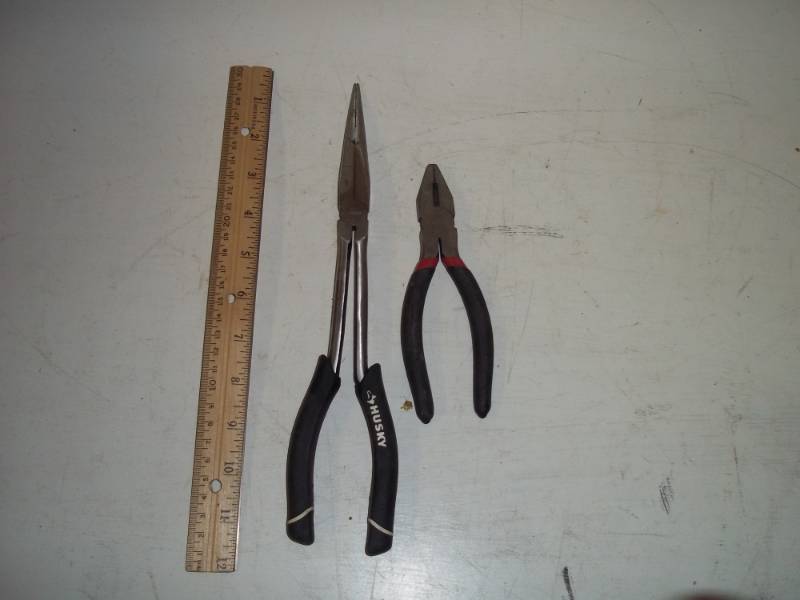 lot 260 image: Pair of Pliers