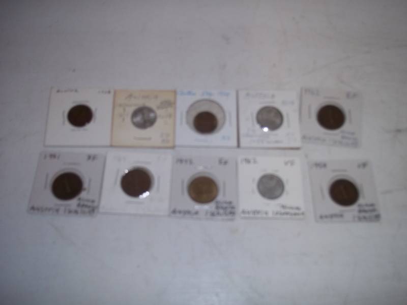 lot 291 image: 10 Foreign Coins