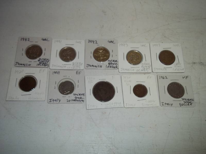 lot 300 image: 10 Foreign Coins