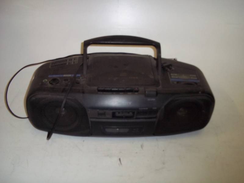 lot 351 image: Sony CD Boom Box
