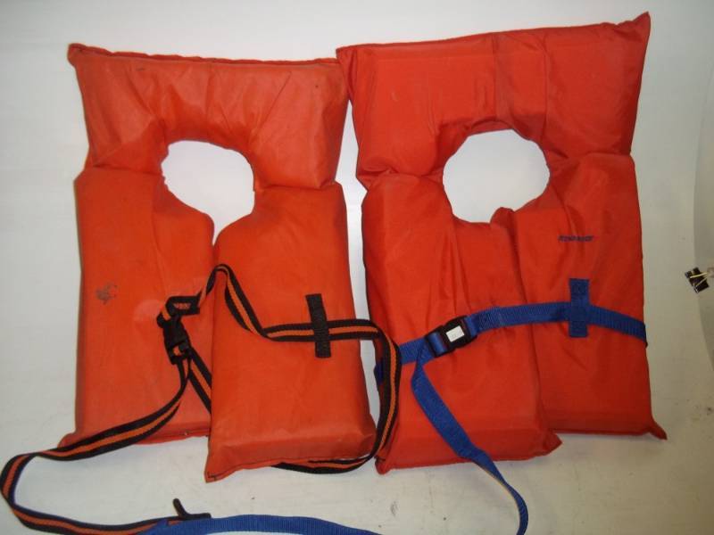lot 353 image: Pair of life Vests