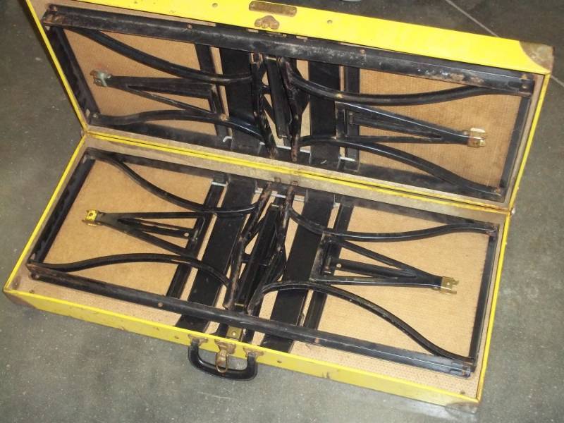 lot 363 image: Folding Camping Table