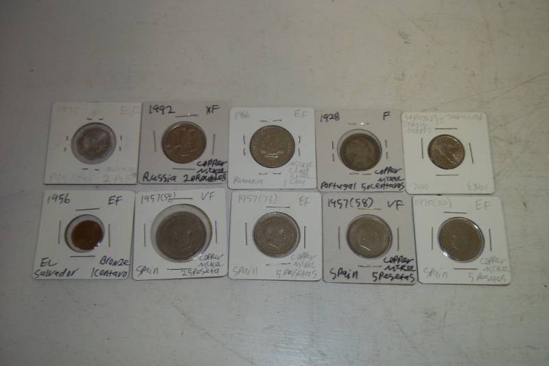 lot 371 image: 10 Foreign Coins