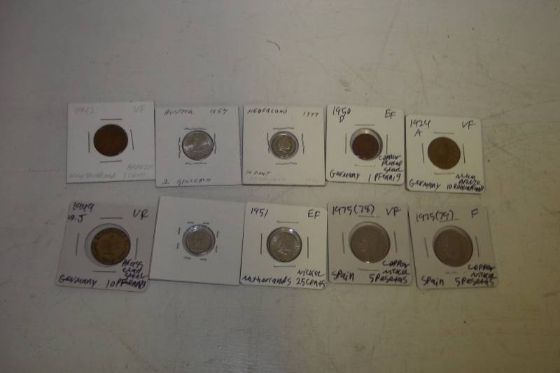 lot 374 image: 10 Foreign Coins