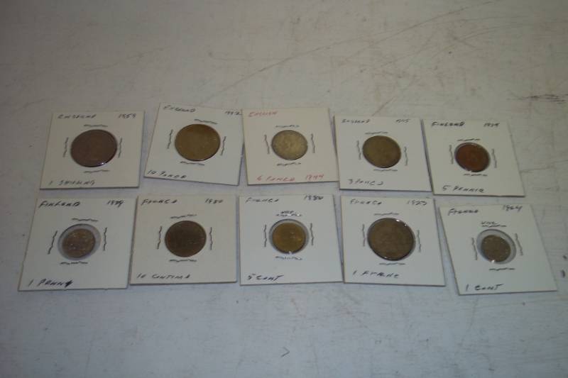 lot 376 image: 10 Foreign Coins