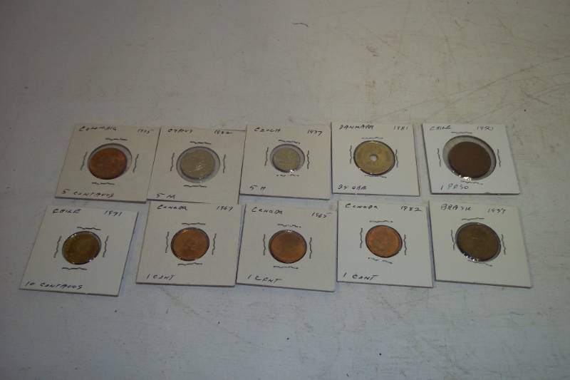 lot 379 image: 10 Foreign Coins