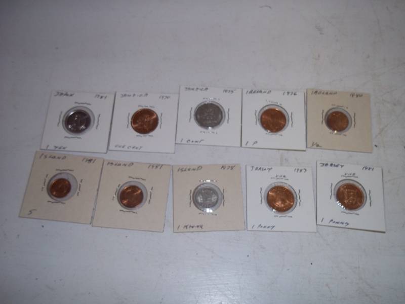 lot 383 image: 10 Foreign Coins