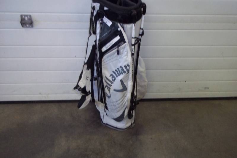 lot 446 image: Callaway Golf Bag