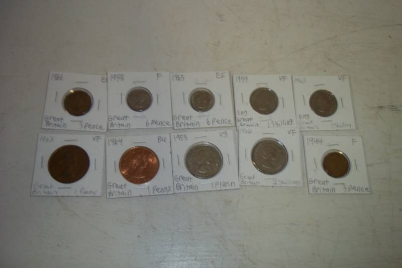 lot 462 image: 10 Foreign Coins