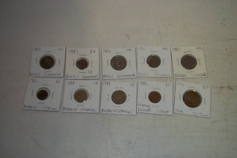lot 472 image: 10 Foreign Coins