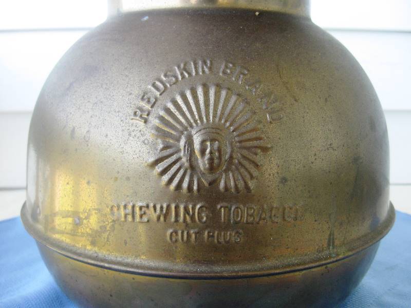 lot 033 image: Redskin Brand Chewing Tobacco BRASS SPITTOON
