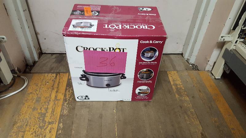 Crockpot 4 QT New