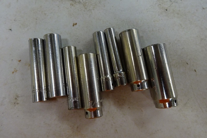 lot 7 image: 14 Drive Matco Sockets Deep