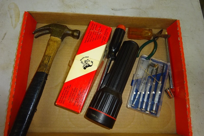 lot 72 image: Variety of tools