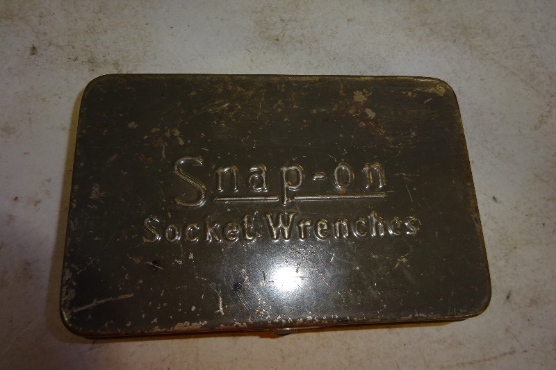 lot 30 image: Snap On Socket wrenches