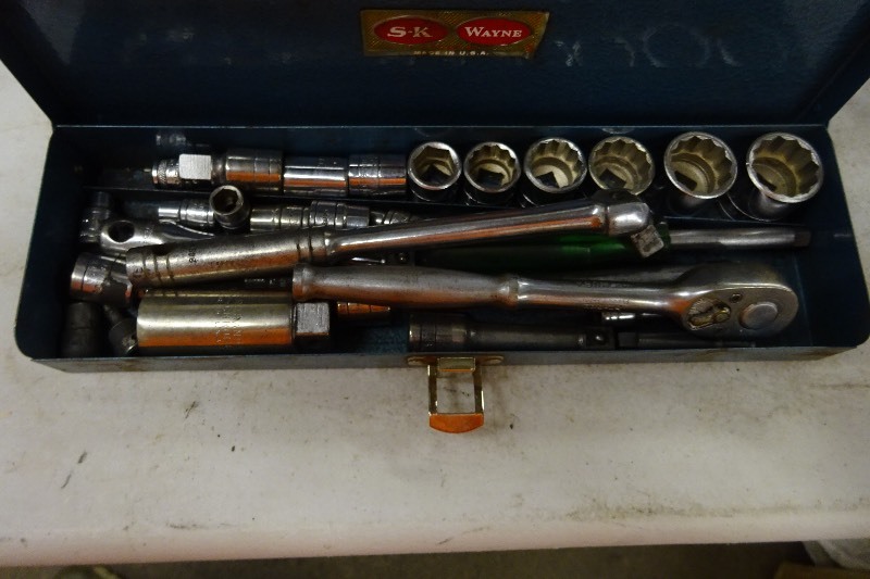 lot 49 image: Snap On ratchet