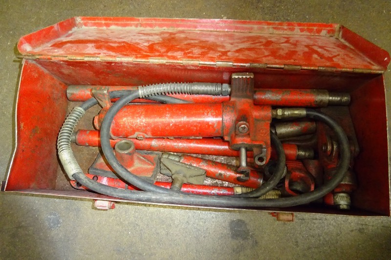 lot 57 image: Porto cable matco