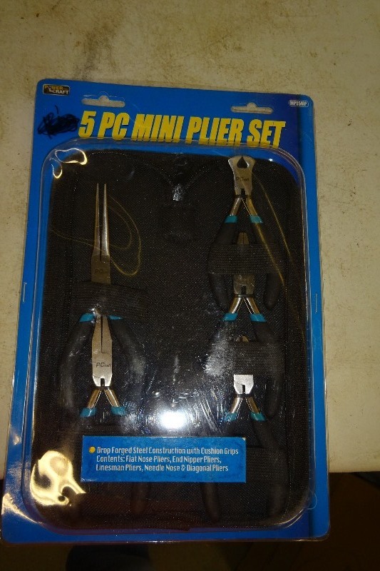 lot 65 image: Power Craft 5 pc Mini plier set