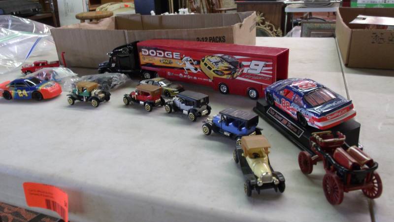 lot 34 image: Toy Cars and Semi
