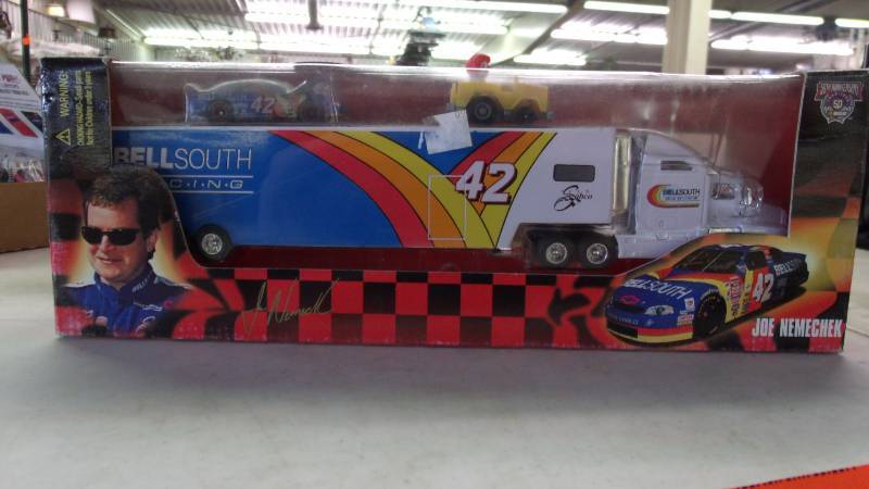 lot 35 image: #42 Joe Nemechek