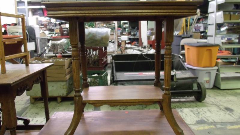 lot 39 image: Antique Side Table