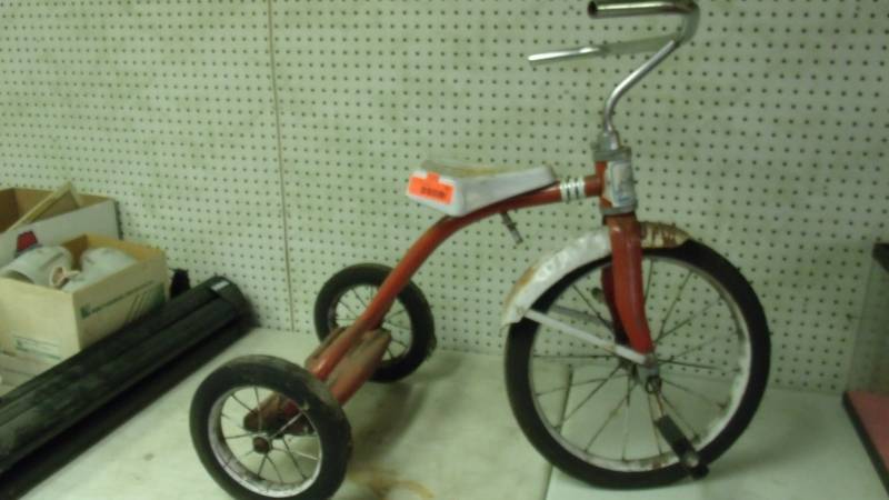 lot 50 image: Vintage Tricycle