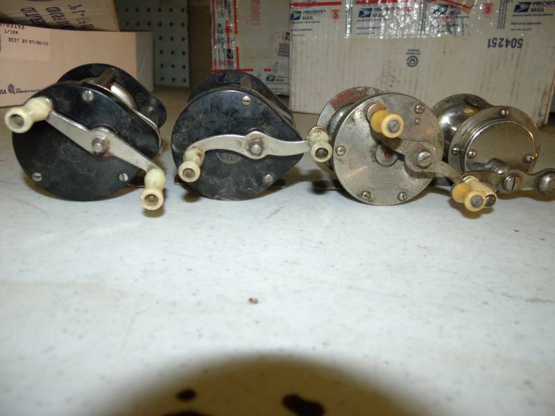 lot 92 image: 4 Fishing Reels