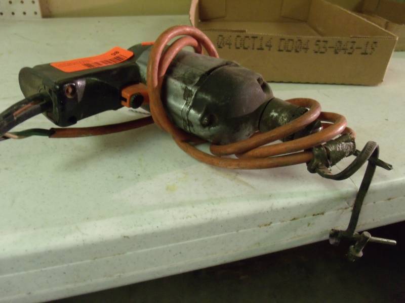 lot 98 image: Tools - Electric Drill