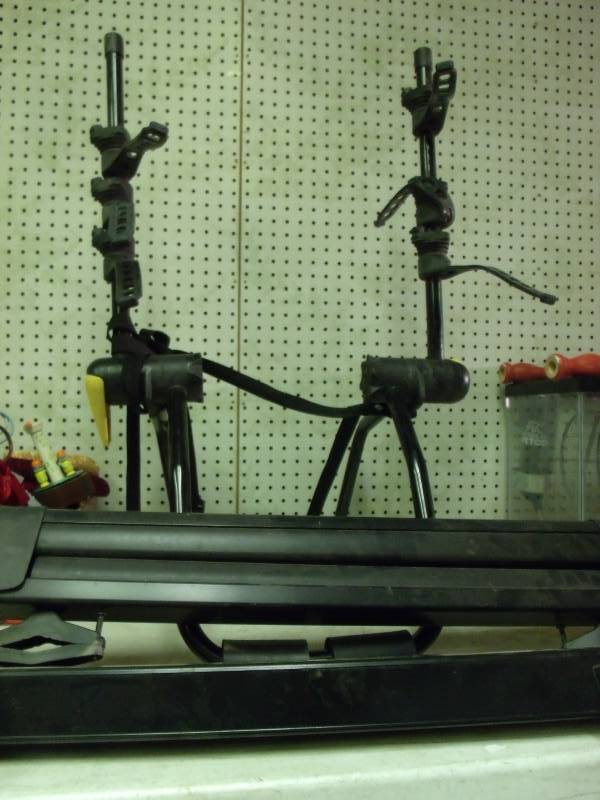 lot 115 image: Rhode Gear Bike Rack