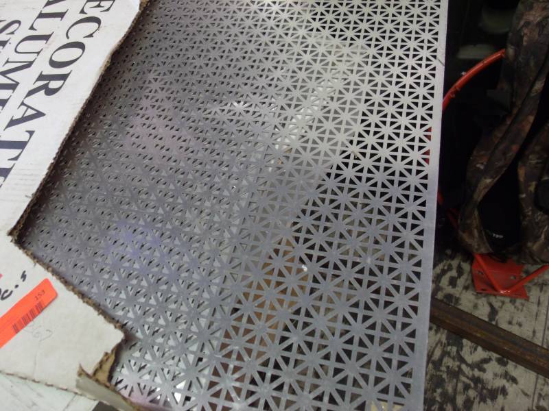 lot 153 image: Decroative Sheet of Aluminum