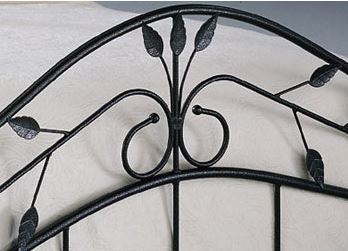 lot 3 image: Sycamore Metal Panel Bed - Queen