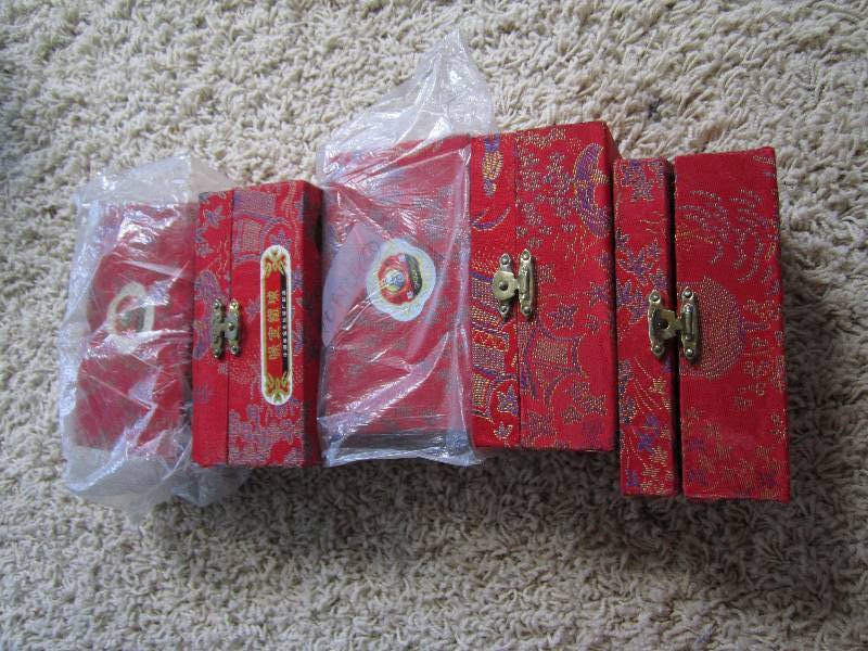 lot 33 image: Thearpy chime balls...