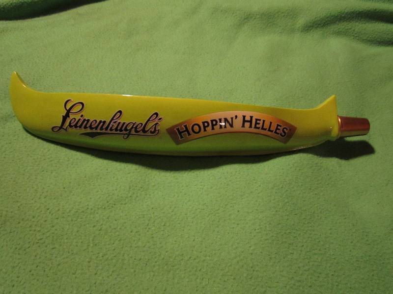 lot 37 image: Leinenkugels hoppin helles boat be...
