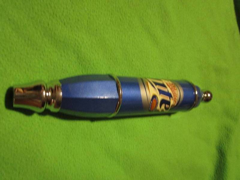 lot 41 image: Miller Lite beer tap...
