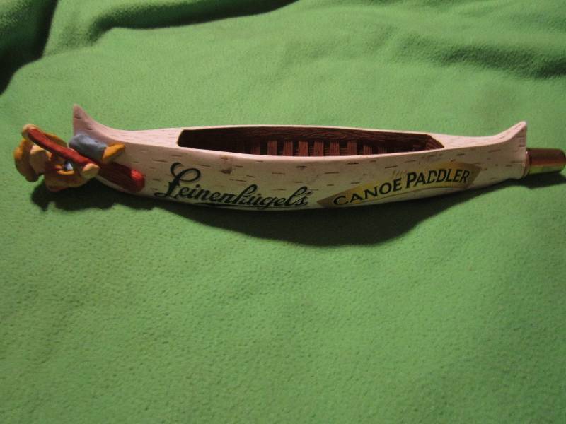 lot 45 image: Leinenkugels canoe paddler boat be...