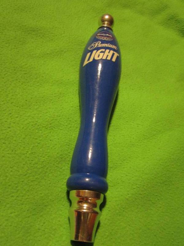 lot 46 image: Grain Belt premium light...