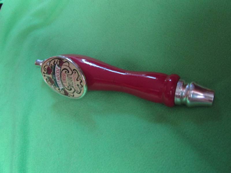 lot 86 image: Framboise lambic Belgium Lindemans ...