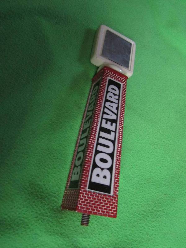lot 92 image: Bouldevard beer tap...