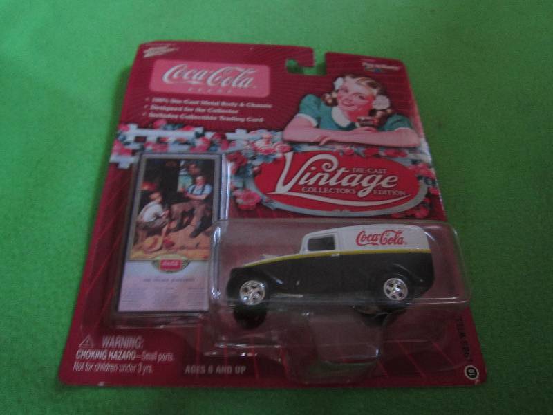 lot 104 image: Die cast vintage collectors editon ...