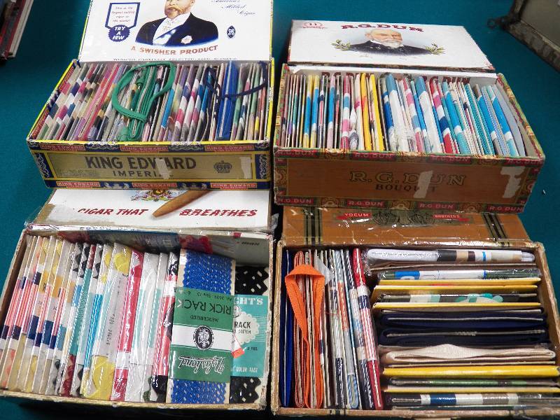 lot 34 image: Vintage Rick Rack in Cigar Boxes