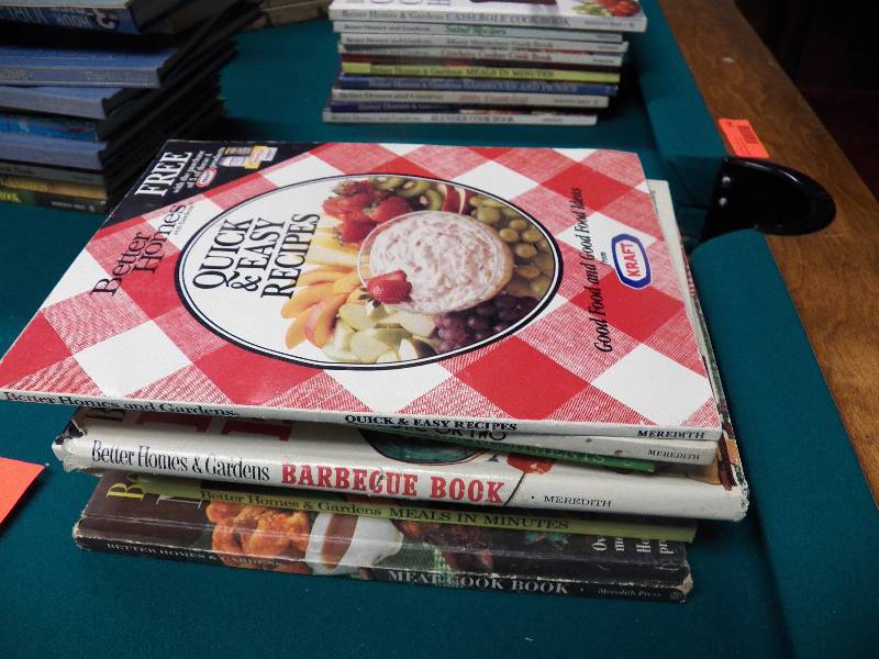 lot 37 image: Vintage Better Homes and Gardens Cook Books