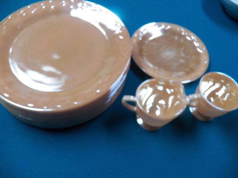 lot 46 image: Fire King Peach Lusterware