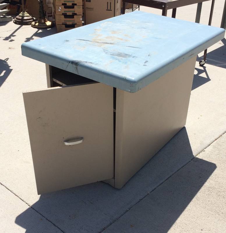 lot 64 image: Storage Cabinet with Metal Top