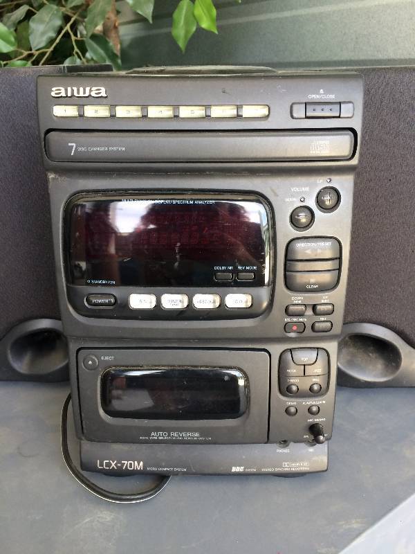 lot 73 image: AIWA CD Stereo System