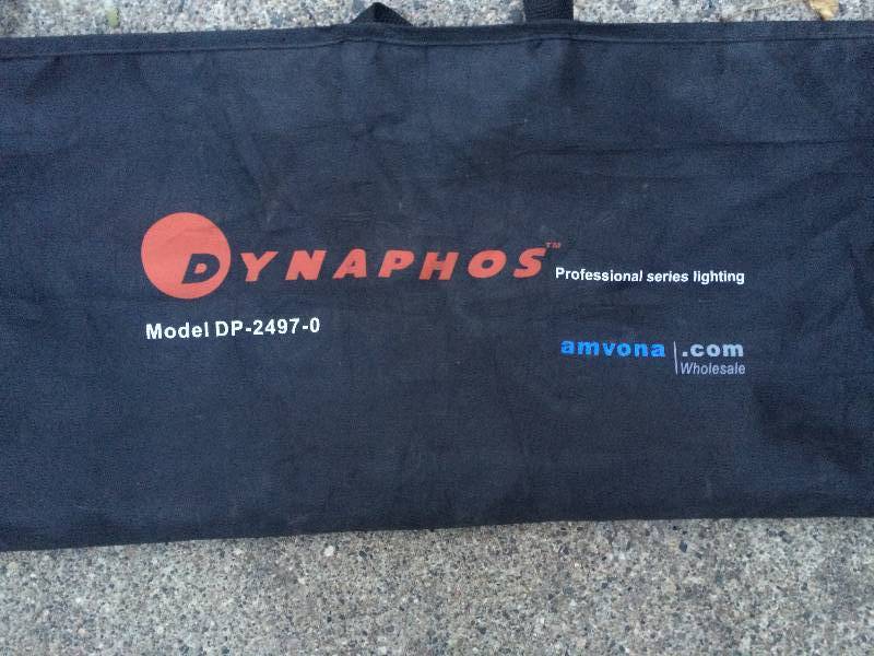 lot 54 image: Dynaphos Professional Seris LIghting