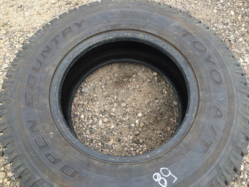 lot 58 image: TOYO Open Country Tire LT24575-16   Lot of 1