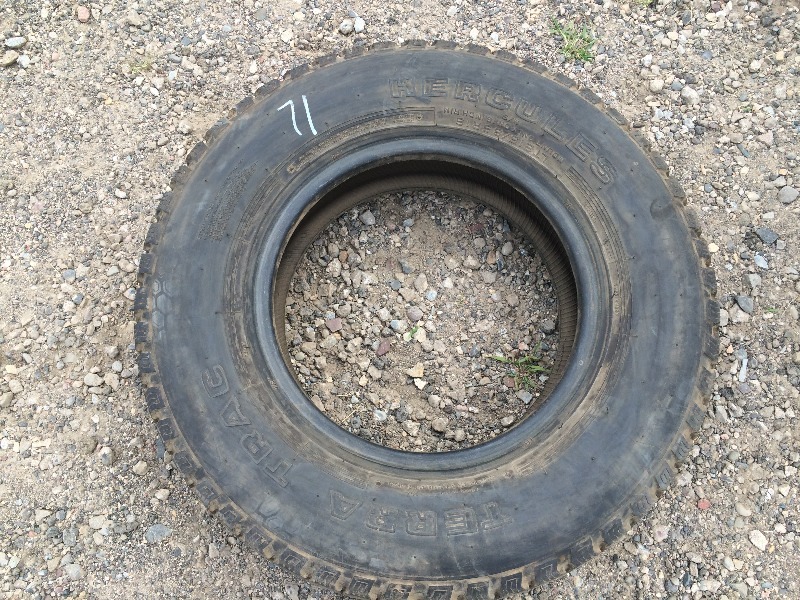 lot 71 image: Hercules Tire  LT21585 R16  Lot of 1